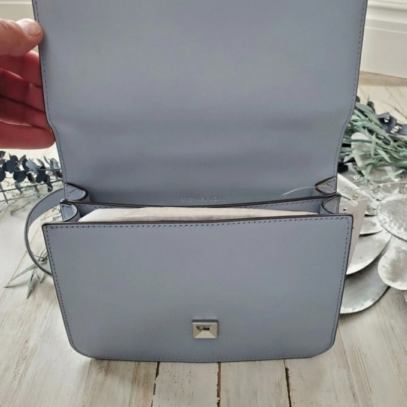 Michael Kors - Picture 4 of 7